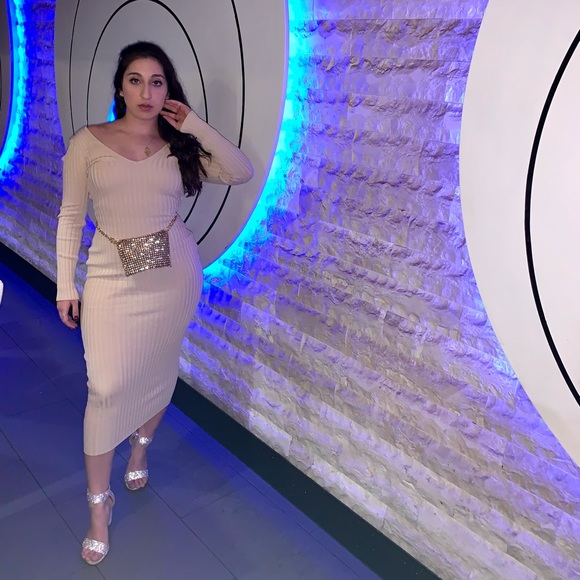 Meet your seller ✨ - Picture 1 of 7